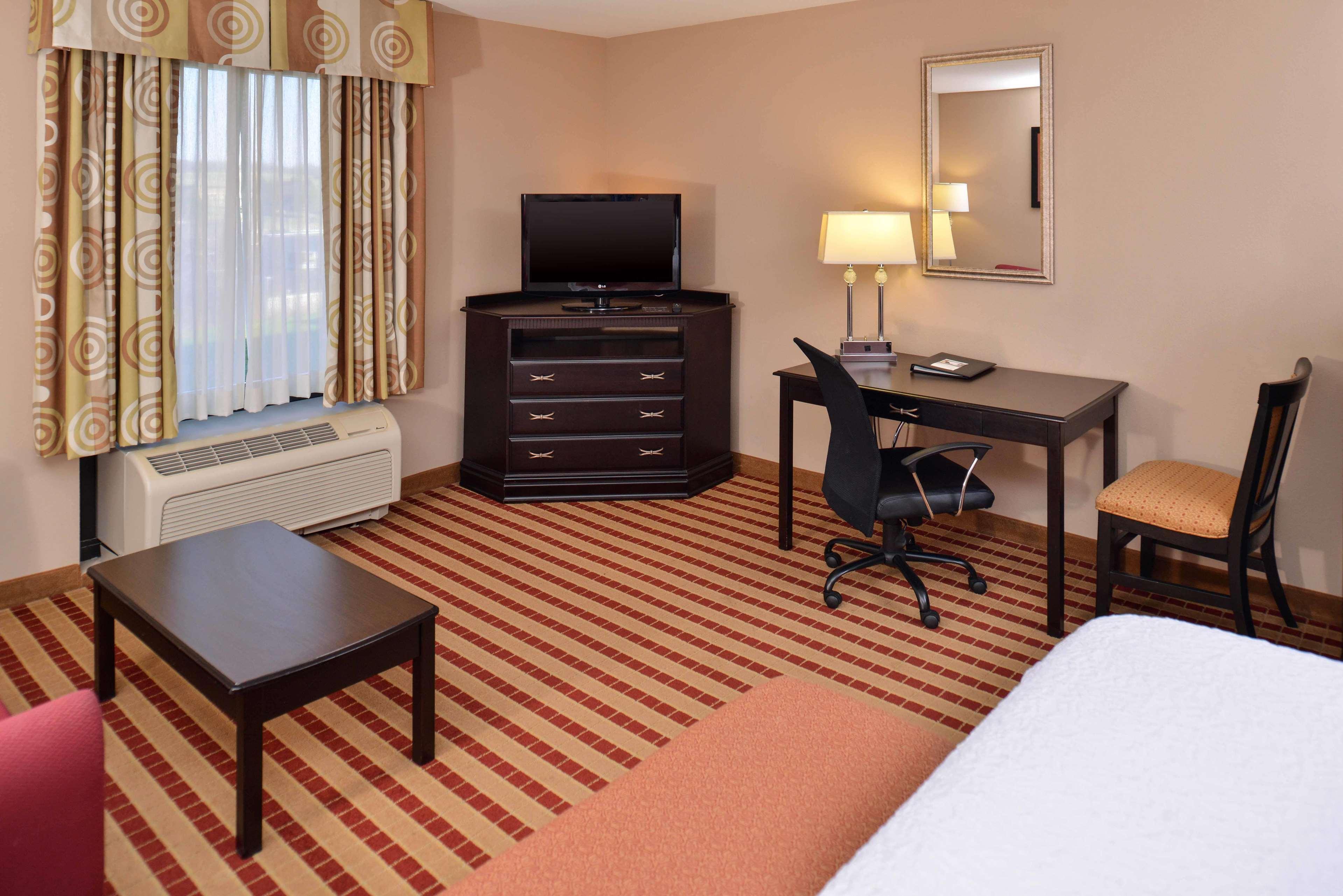 Hampton Inn Clarion Eksteriør bilde