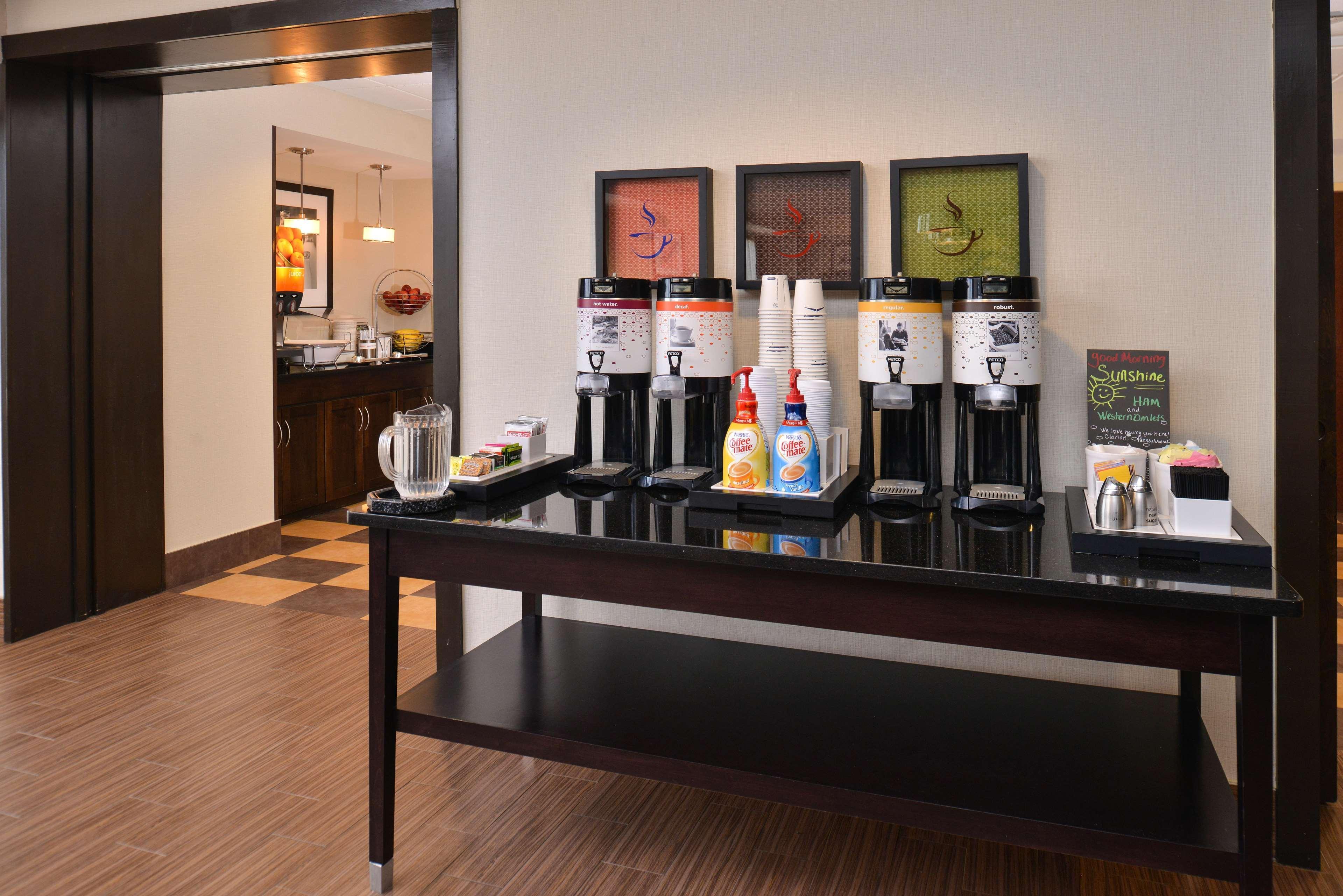 Hampton Inn Clarion Eksteriør bilde