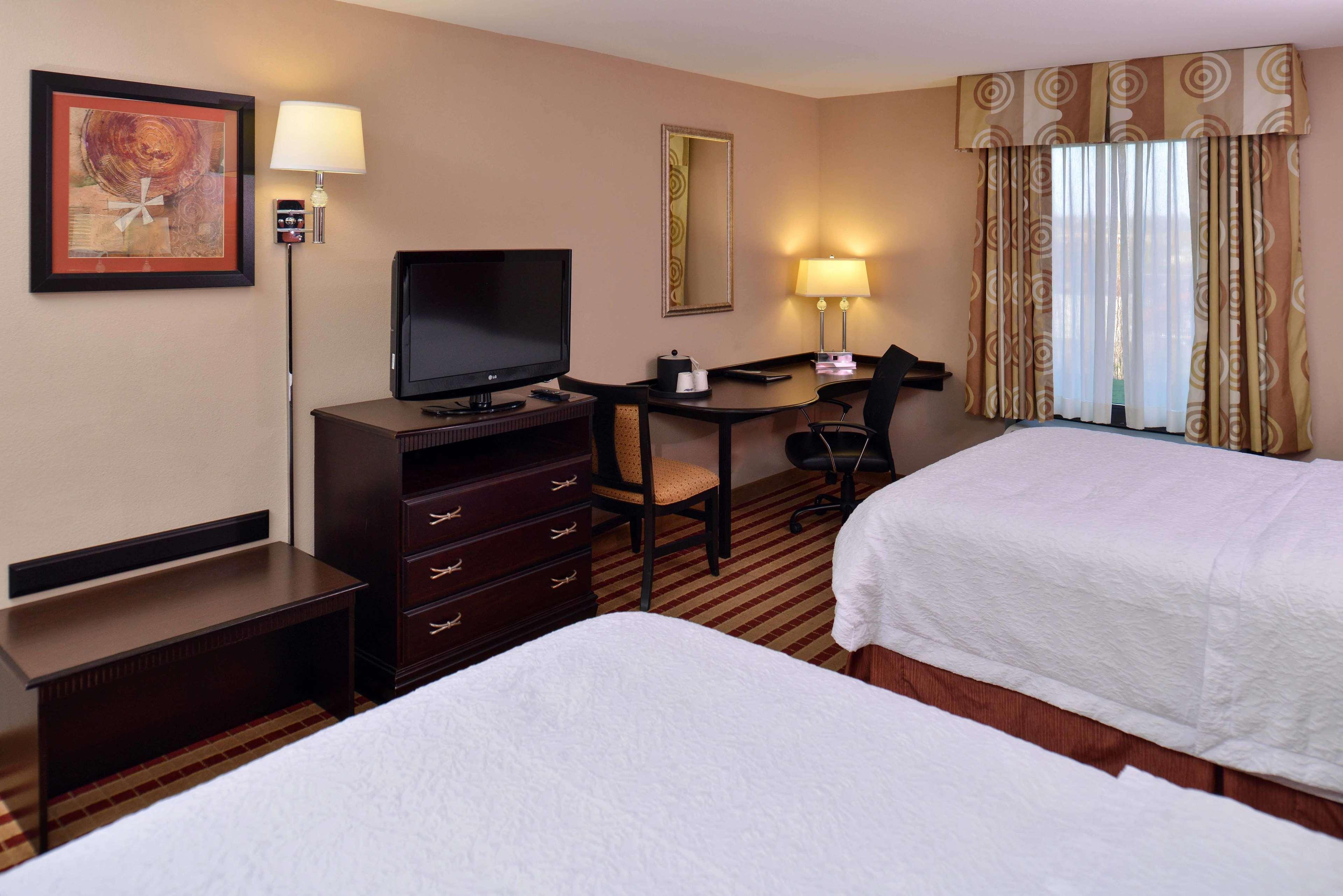 Hampton Inn Clarion Eksteriør bilde