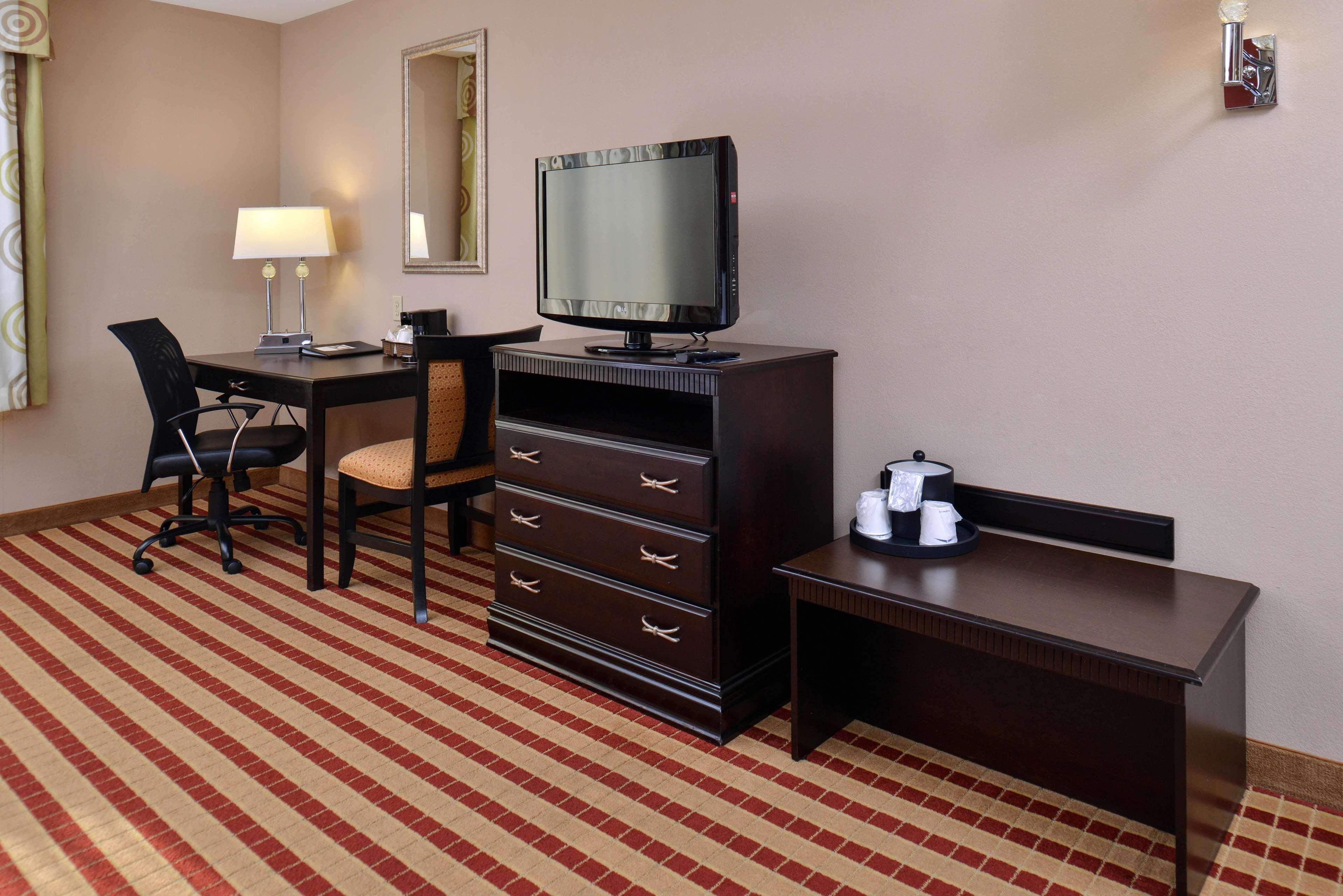 Hampton Inn Clarion Eksteriør bilde